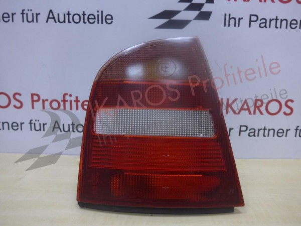 Skoda Octavia 1U limo rückleuchte links 1u6945111 Rückleuchte