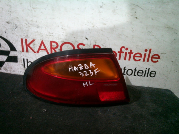 Mazda 323 F Rückleuchte Rücklicht Fahrerseite hinten links 