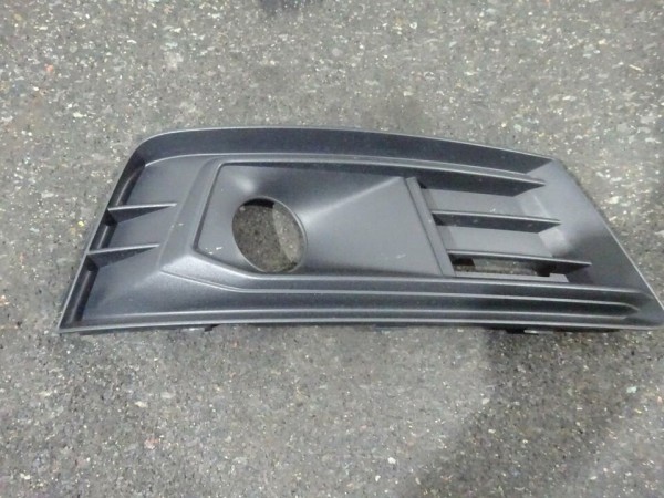 Audi A4 8W B9 Stoßstangengitter Gitter Blende rechts 8W0807682C