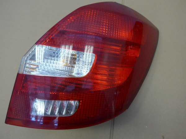 Skoda Fabia 2 Kombi Rückleuchte rechts 5J6945096