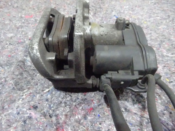 Mercedes ML W166 GLE Bremssattel Sattel Bremse hinten rechts