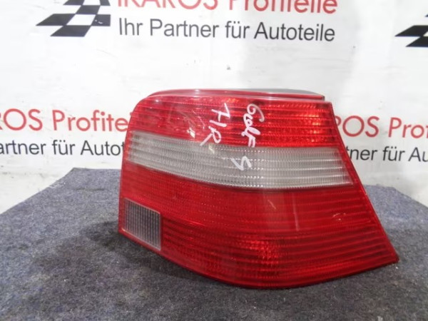 VW Golf IV 4 1J Rückleuchte Rücklichten Beifahrer hinten rechts