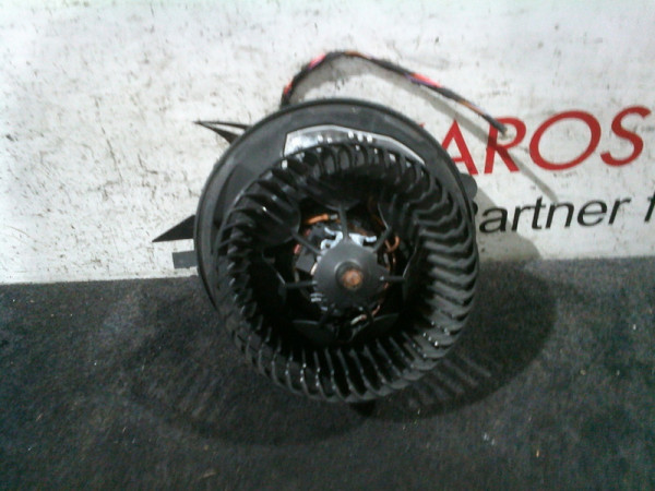 Skoda Octavia Heizungsgebläse Innenraumlüftermotor F011500108