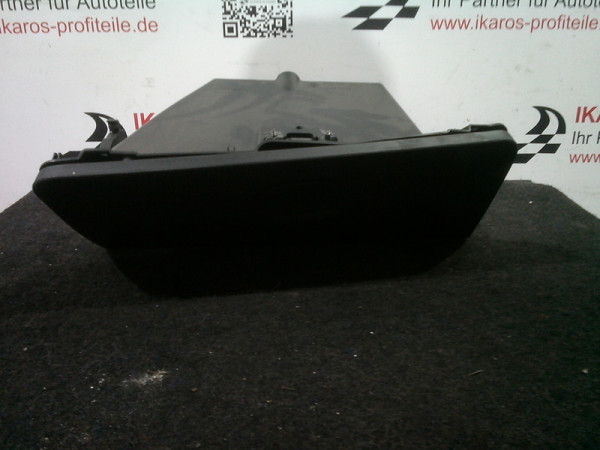 Fiat Panda 312 Handschuhfach Handschuhkasten Ablagefach 07355358870