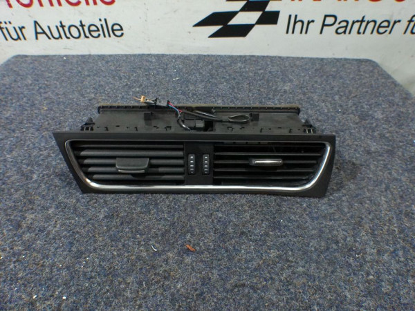 Audi A5 8F Luftdüse Luftdusche Düse Luft Mitte 8T1820951 C