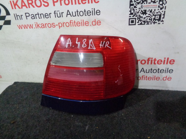 Audi A4 8D Limousine Rückleuchte Rücklicht hinten rechts 