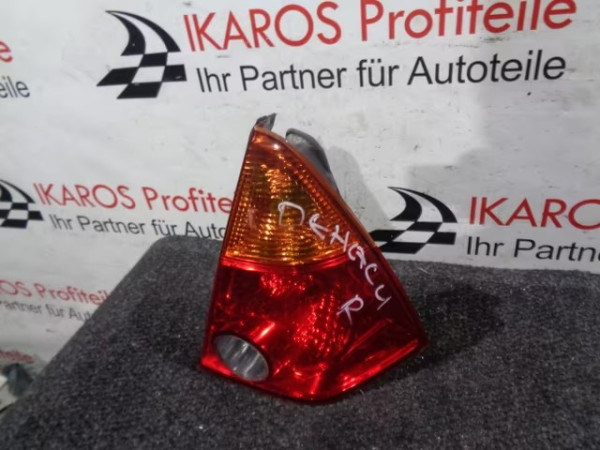 Daihatsu YRV Rückleuchte Rücklicht Beifahrerseite hinten rechts