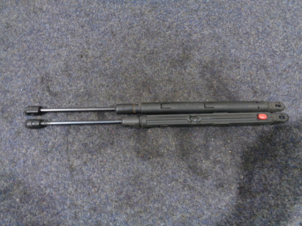 Mercedes R-Kl. W251 Heckklappendämpfer Gasfeder A2518800129 