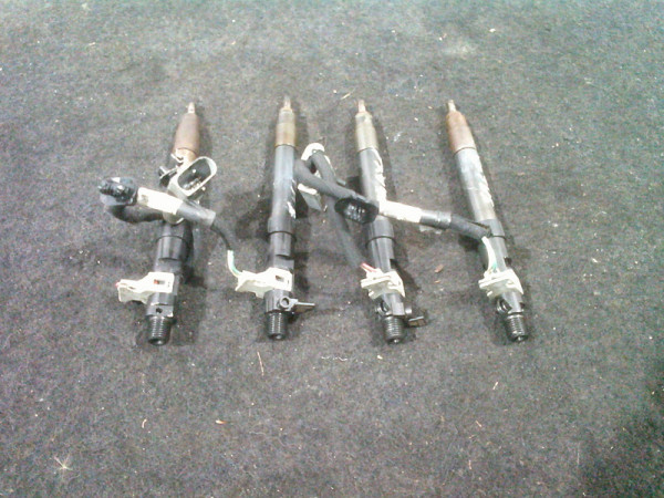 Ford Mondeo 4 IV Einspritzdüse Injektor 9686191080