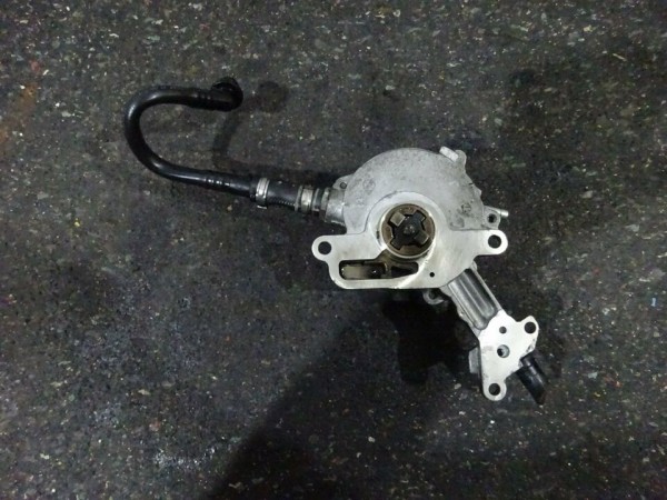 VW Golf Audi A3 2,0 TDI Seat Skoda Unterdruckpumpe 038145209
