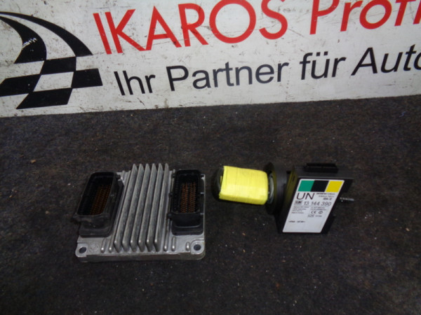 Opel Zafira Astra 1,6 Motorsteuergerät Steuergerät Motor 