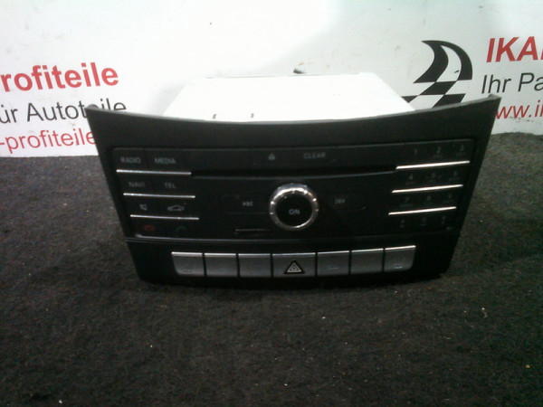 Mercedes Benz W212 E Klasse Radio CD Player A2189006307 Navigation