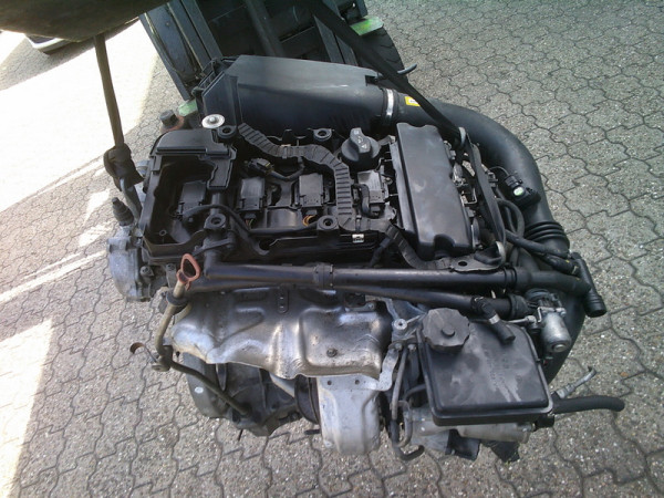Mercedes W212 W204 C207 2,0 l CGI 271.860 271860 Moto