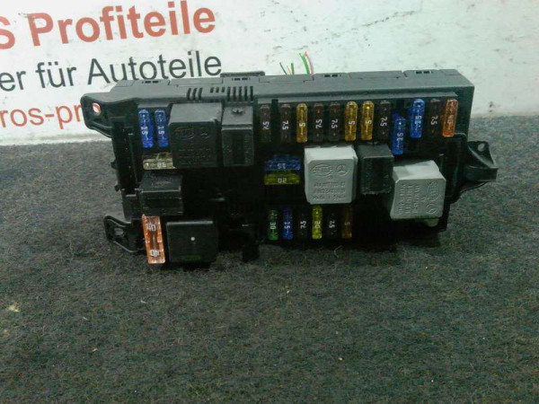 Mercedes E-Klasse W211 Sicherungskasten Steuergerät 2115456201