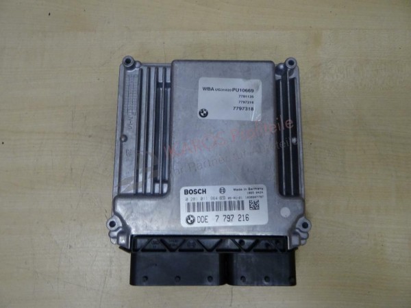 BMW 1er E87 118d Motorsteuergerät 0281011964 7797216 Steuergerät
