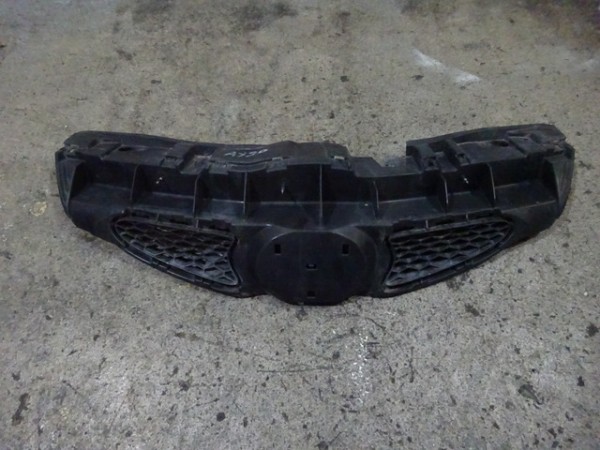 Toyota Aygo Kühlergrill Grill Frontgrill Frontmaske 53111-0H010