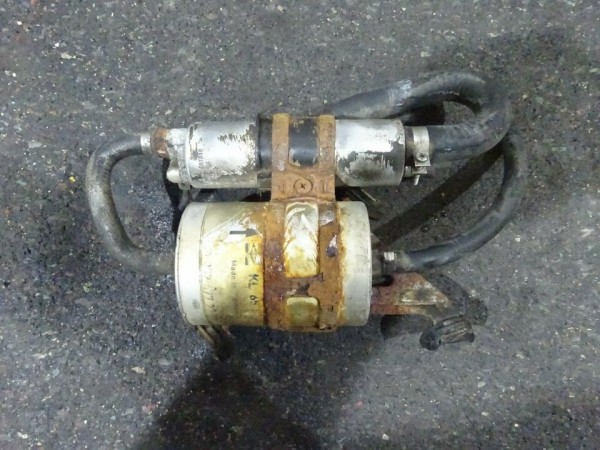 Mercedes E-Klasse W210 Kraftstofffilter Filter Pumpe 0024772701