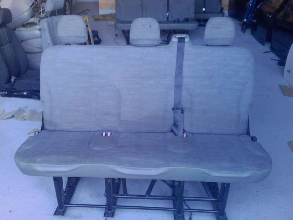 Renault Trafic ll Opel Vivaro Dreiersitzbank hinten sitz Stoff 3