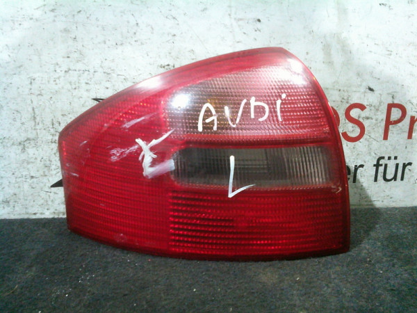 Audi A6 4B Rücklicht Rückleuchte hinten links