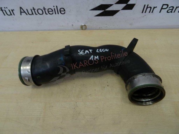 Seat Leon VW Golf Turboschlauch Ladeluftschlauch Schlauch 1J0145838