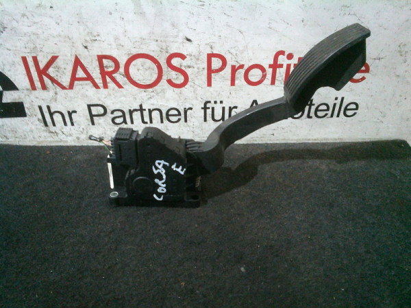 Opel Corsa E Gaspedal Pedal Gas 13305804