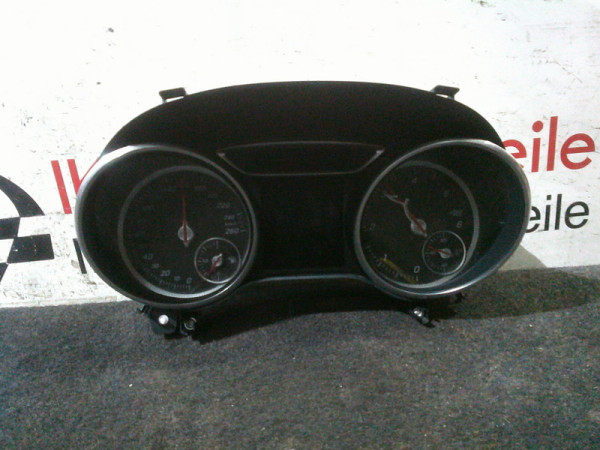Mercedes Benz W117 CLA Tacho Kombiinstrument A1179009901 0263697149