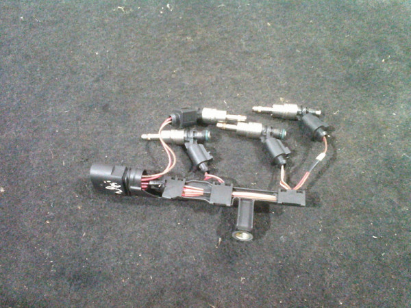 Audi VW Seat Skoda Injektoren Einspritzdüsen 06F971824 TSI Düse Benziner