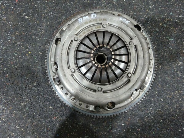 VW Polo 9N Seat Skoda 1,2l BMD Schwungscheibe Kupplung