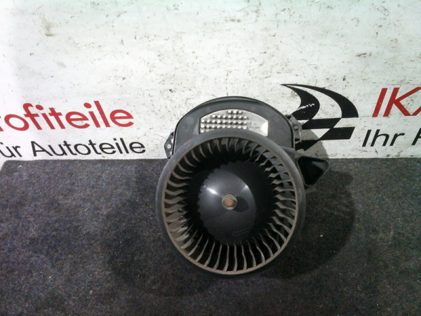 Mercedes Benz B-Klasse W246 Heizungslüfter Innenraumgebläsemotor A2469064200