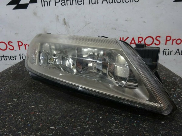 Renault Laguna ll 2 Scheinwerfer XENON vorne rechts 8200207516