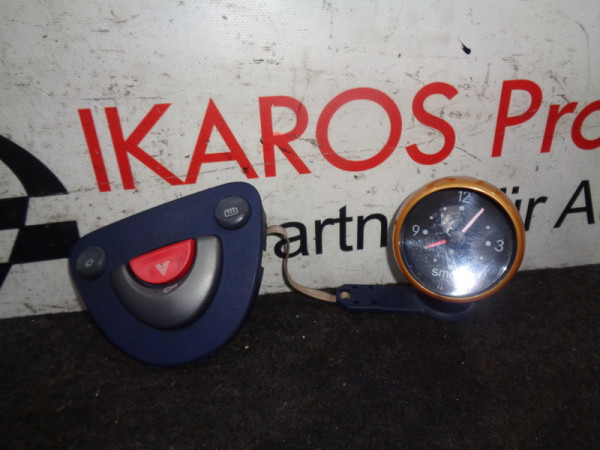 Smart ForTwo 450 Uhr Warnblinker Blinker Schalter 