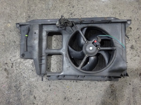  Peugeot 206 Kühlerpaket Lüfter Kühler Wasserkühler o. Klima