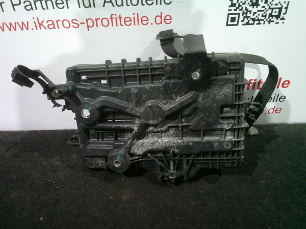 Fiat Doblo Batteriehalter Halterung Batterie 52113875 