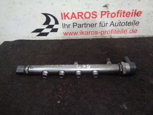 Mercedes W205 W213 Einspritzdüse Kraftstoffverteilerrohr A6540700095