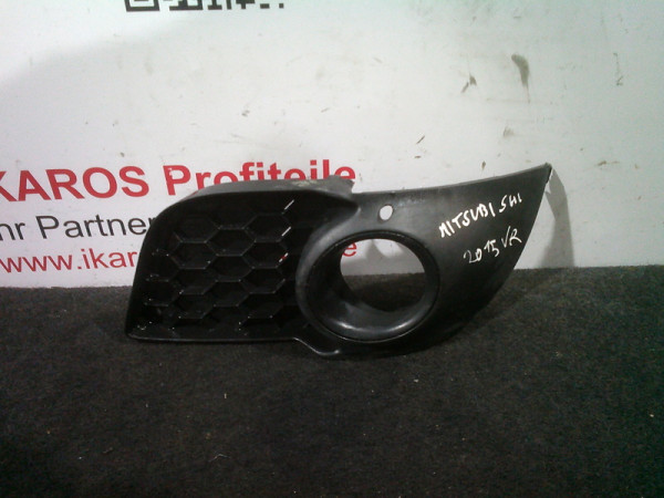 Mitsubishi Lancer Nebelscheinwerfer Abdeckung Verkleidug vorne rechts 8321A382