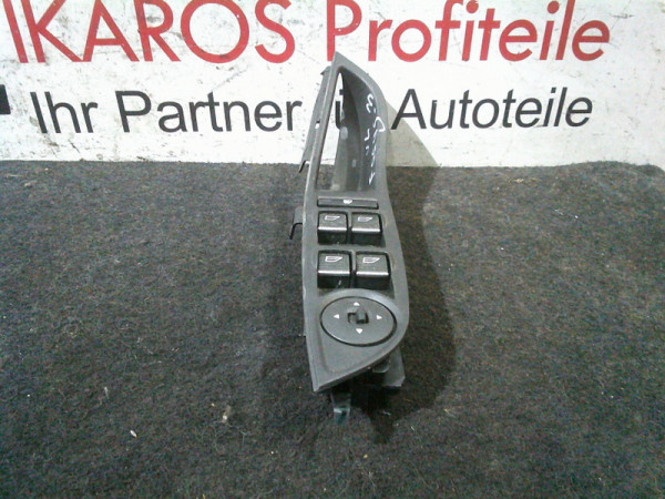 Ford Focus 3 Fensterhebeschalter Schalter vorne links Fahrerseite 