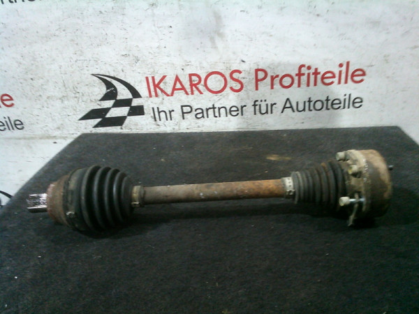 VW Touran 1T 1,6 FSI Antriebswelle Links Fahrerseite Gelenkwelle 