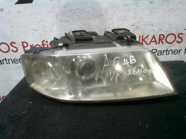 Audi A6 4B Scheinwerfer vorne rechts Xeno