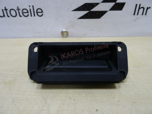 Mercedes Benz W204 Heckklappenöffner Griff A2047500293