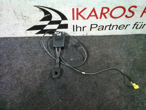 Mercedes E-Klasse W212 Gurtschloss Gurtstraffer vorne rechts A2128601369