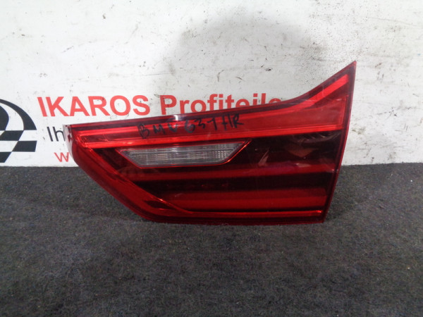 BMW 5er G31 Kombi Rücklicht Rückleuchte hinten rechts innen 63218493052 an der Heckklappe