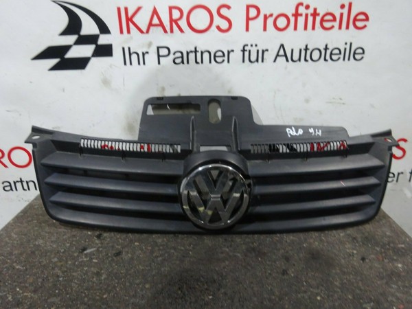 VW Polo 9N Kühlergrill Grill Frontgrill 6Q0853651 beschädigt