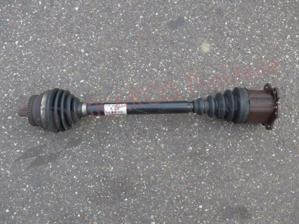Audi A4 8E B6 1,9 TDI Antriebswelle Rechts vorne 8E0407272S